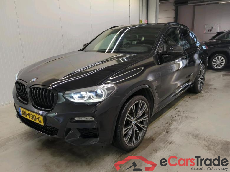 BMW X4 xDrive20i High Ex.
