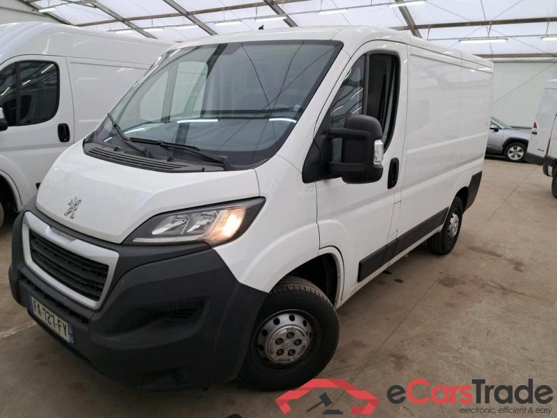 Peugeot BLUEHDI 110 PREMIUM 333 L1H1 PEUGEOT Boxer VU 4p Fourgon BLUEHDI 110 PREMIUM 333 L1H1