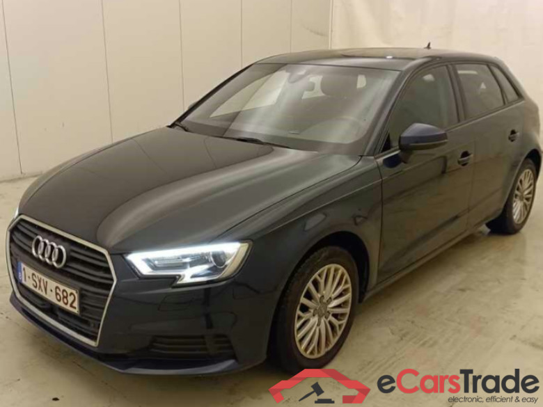 AUDI A3 SB 1.6 TDi Aut. LED-Xenon Navi Klima PDC ...