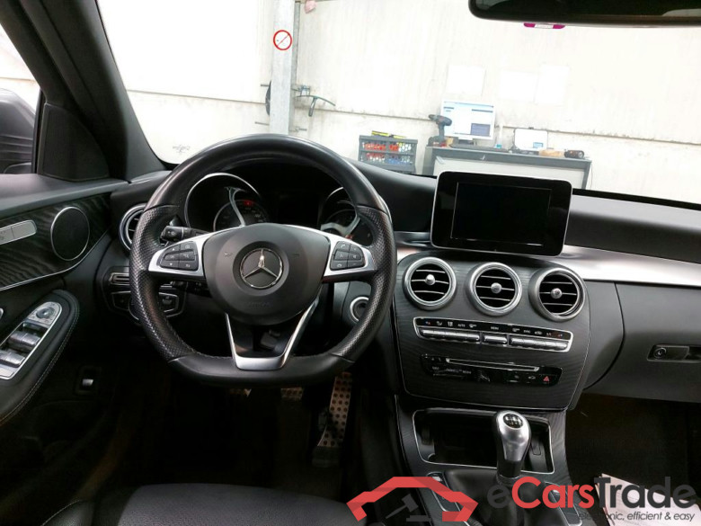 Mercedes C 200 d AMG LED-Xenon Navi Sport-Leather Klima PDC ... #4