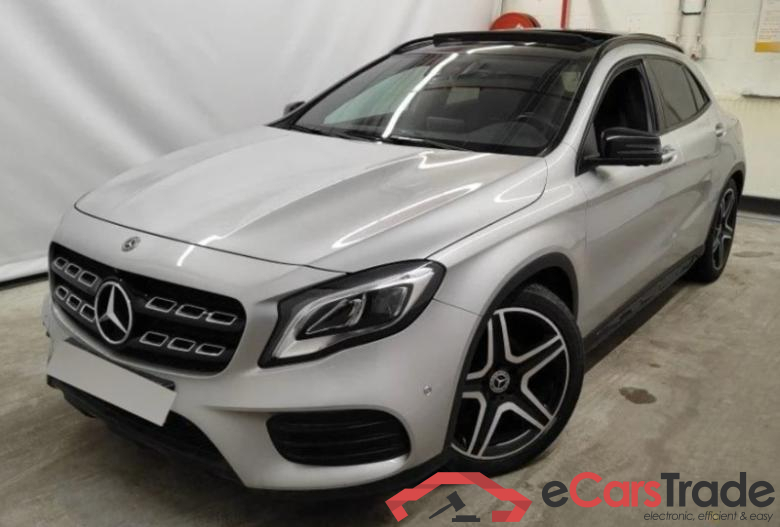 Mercedes-Benz GLA 200 d 4Matic AMG Night Aut. Pano LED-Xenon Harman/Kardon Command Navi Sport-Leather-Alcantara Camera 360° Klima PDC ...