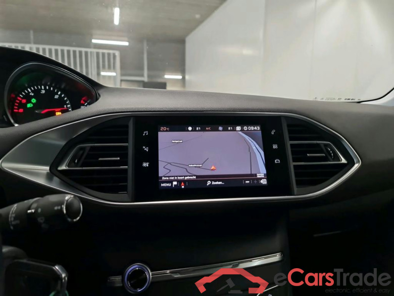 Peugeot 308 1.5 BlueHDI 131Hp Allure Aut. Navi 1/2 Sport-Leather Klima PDC ... #4