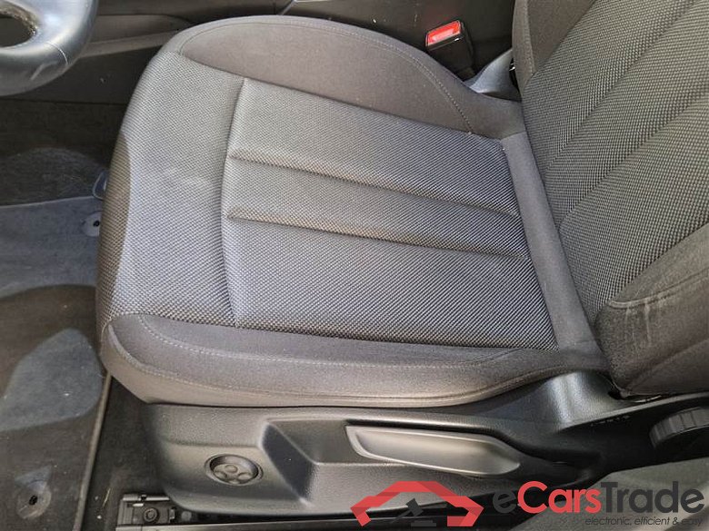 Audi A4 2.0 TFSI Advanced Aut. LED-Xenon Virtual Navi KeylessGo Klima PDC ... #6
