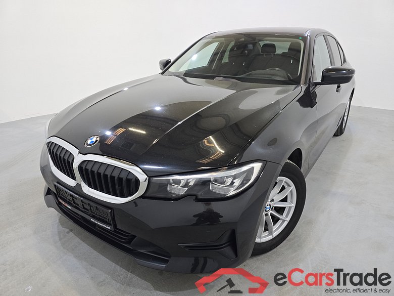 BMW 318d Aut. LED-Xenon Head-Up Navi KeylessGo Camera Klima PDC ...