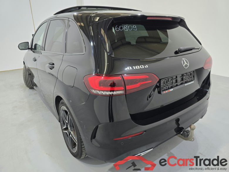 Mercedes B 180d AMG Aut. Pano LED-Xenon Night Widescreen Navi 1/2 Sport-Leather-Alcantara KeylessGo Camera Klima PDC ... #4