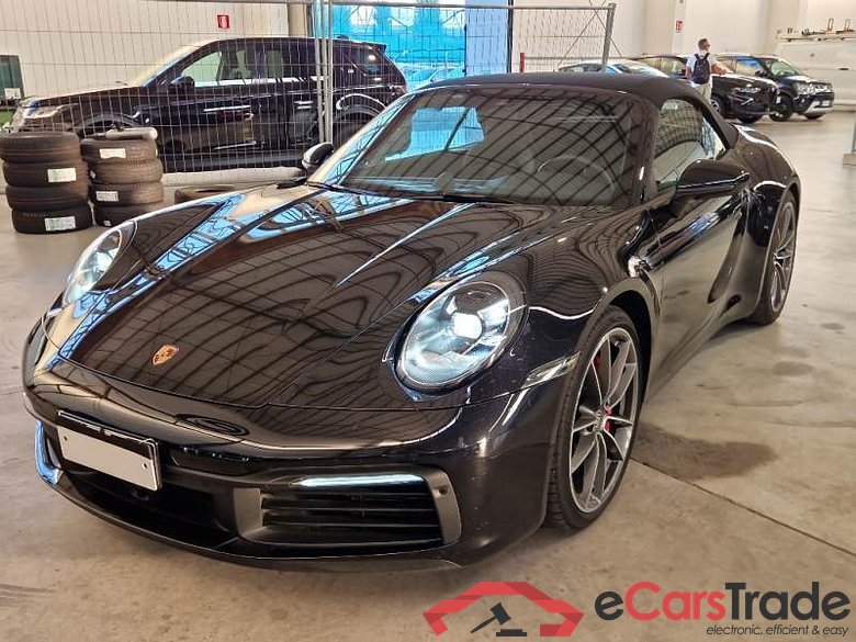 Porsche 3 PORSCHE 911 / 2018 / 2P / CABRIOLET CARRERA 4S CABRIOLET