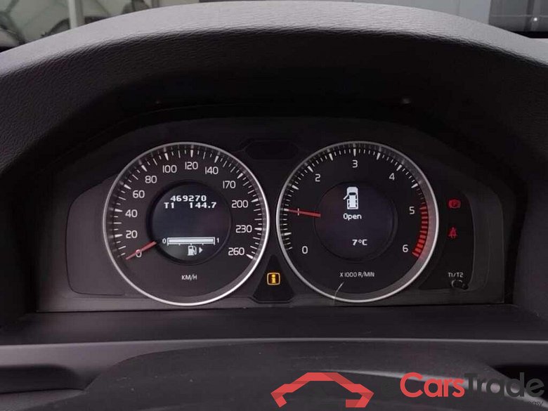 VOLVO V60 2.0 D3 Kinetic #4