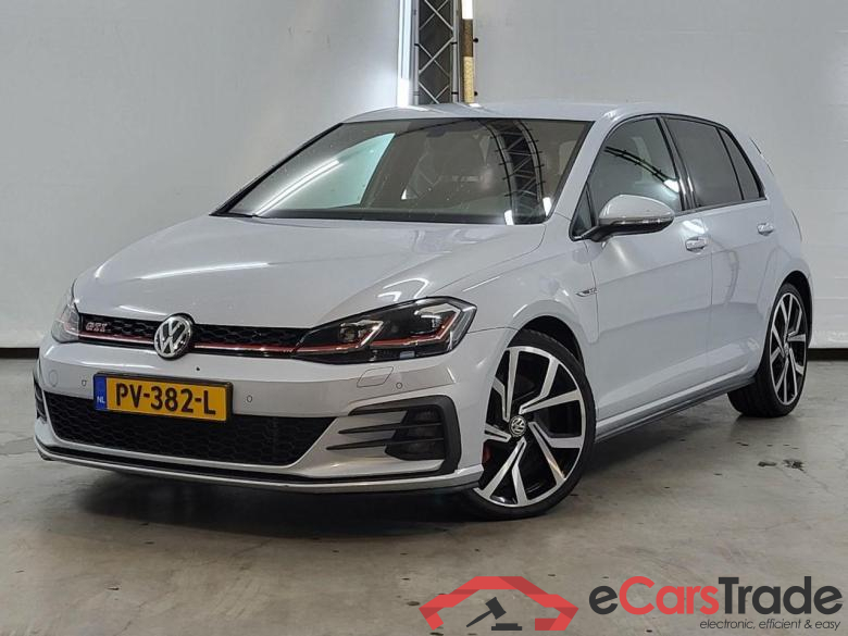 VOLKSWAGEN GOLF 2.0 TSI GTI Performance