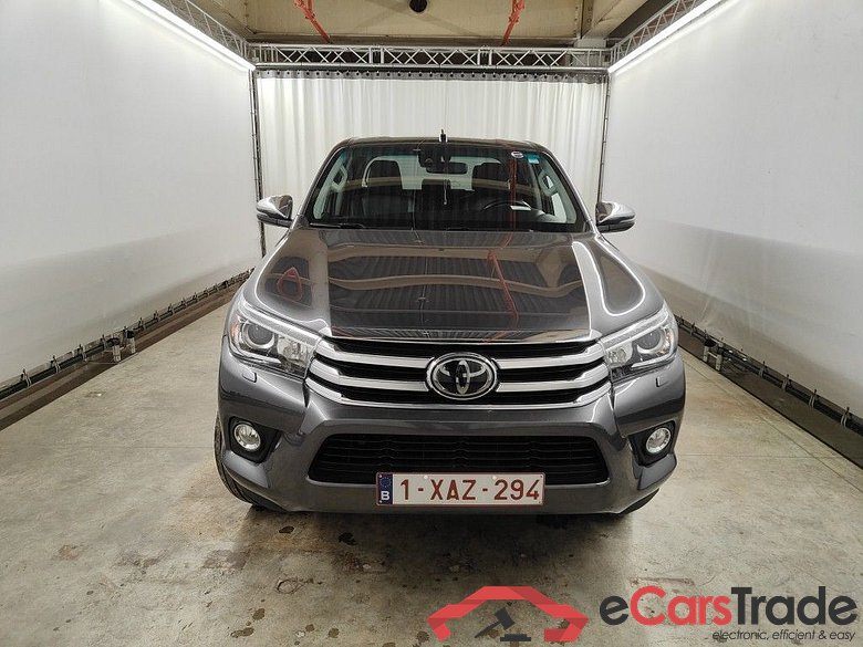 Toyota Hilux 2.4 D-4D Double Cab Aut. Lounge 4d