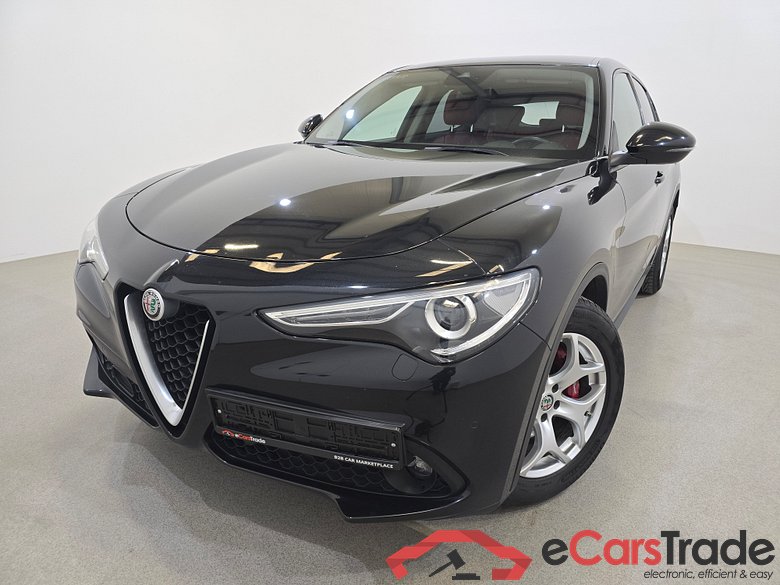 Alfa Romeo Stelvio 2.2d Aut. LED-Xenon Navi 1/2 Sport-Leather KeylessGo Camera Klima PDC ... #1