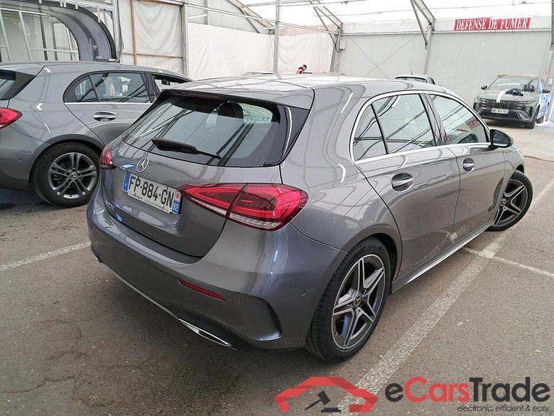 Mercedes A 200 AMG Line 7G-DCT MERCEDES-BENZ Classe A Compact / 2018 / 5P / Berline A 200 AMG Line 7G-DCT #3