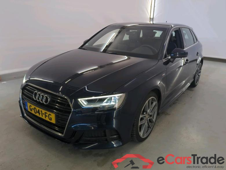 Audi A3 Sportback 12-19 Audi A3 Sportback 35 TFSI S tronic Advance Sport 5d