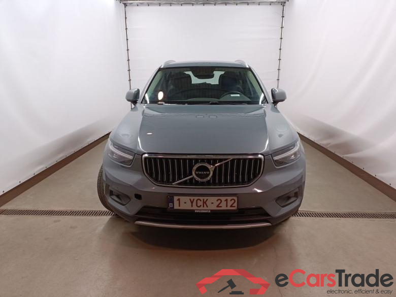 Volvo XC40 T5 Twin Engine Momentum Pro 5d