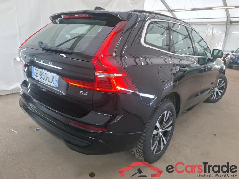 Volvo B4 197 Geartro Momentum Business VOLVO XC60 / 2021 / 5P / SUV B4 197 Geartro Momentum Business #3