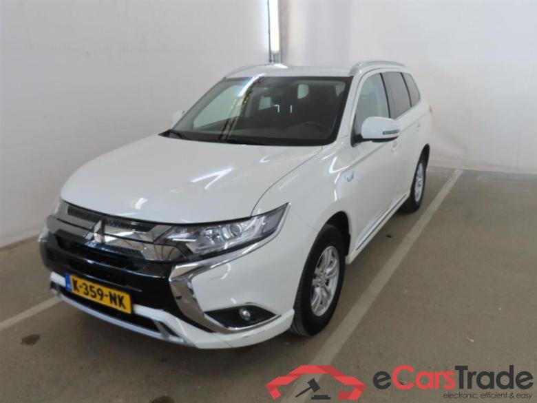MITSUBISHI OUTLANDER 2.4 PHEV Pure #1