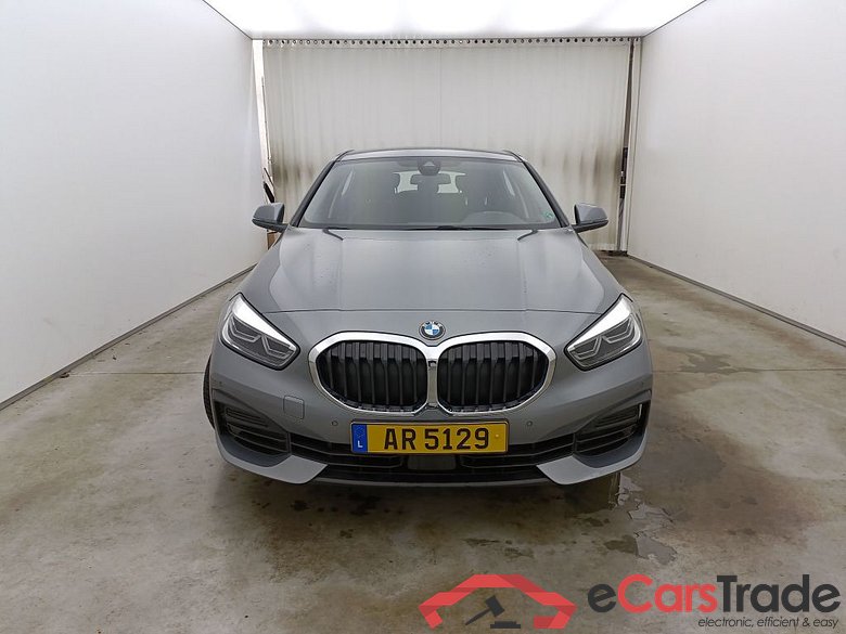 BMW 1 HATCH DIESEL - 2019 118 dA 150hp (EU6AP) 5d #1
