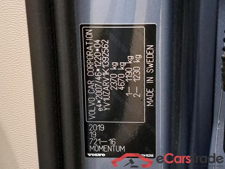 VOLVO - VOL XC60 D3 150PK Momentum Pack Business Line & IntelliSafe Surround & Moritz Leather Seats & Winter Pack & Viual 360 Park View #6