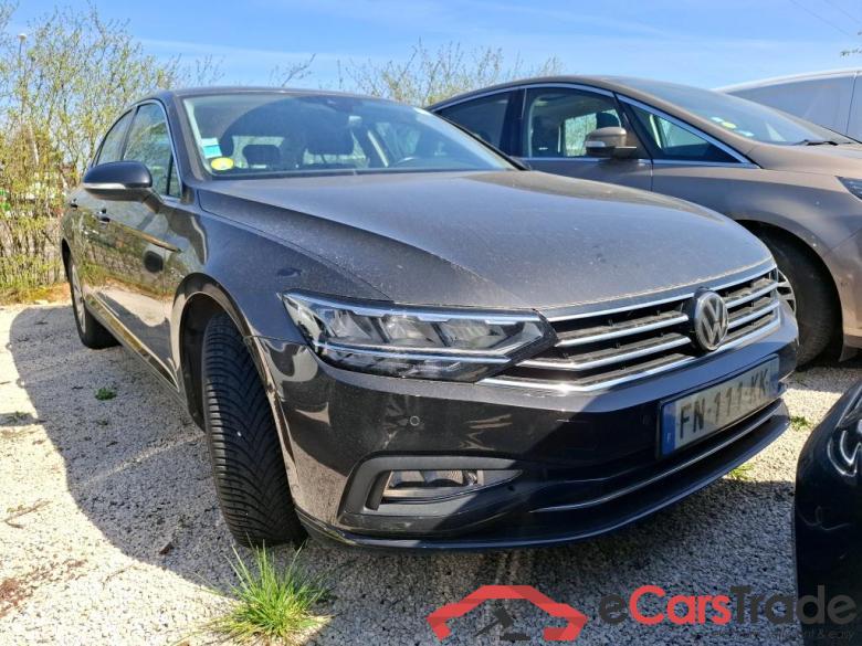Volkswagen 1.6 TDI 120 DSG7 BUSINESS Passat Berline Business 1.6 TDI 120CV BVA7 E6dT #4