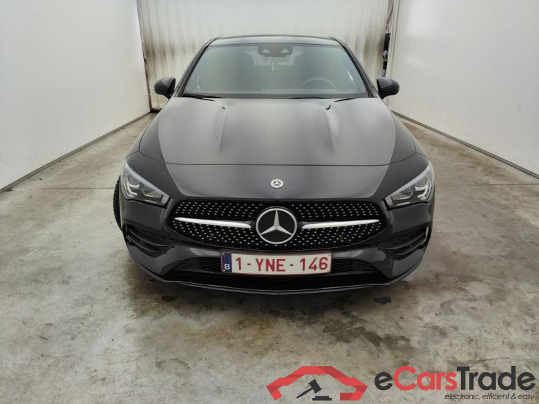 Mercedes-Benz CLA CLA 200 Business Solution 4d