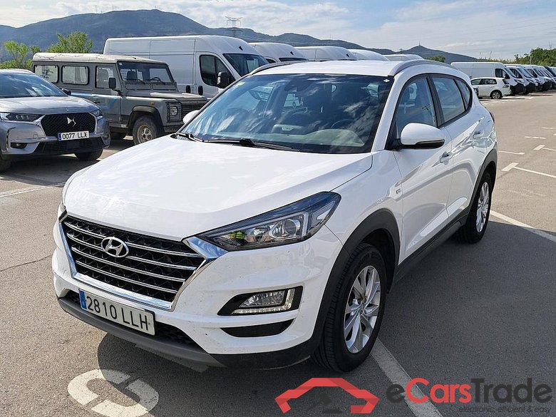 Hyundai 1.6 CRDI 85kW (116CV) 48V SLE 4X2(SP)(SL) HYUNDAI Tucson / 2018 / 5P / todoterreno 1.6 CRDI 85kW (116CV) 48V SLE 4X2(SP)(SL) #1