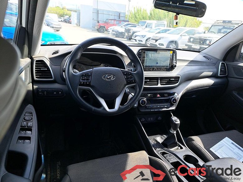 Hyundai 1.6 CRDI 85kW (116CV) 48V SLE 4X2(SP)(SL) HYUNDAI Tucson / 2018 / 5P / todoterreno 1.6 CRDI 85kW (116CV) 48V SLE 4X2(SP)(SL) #3