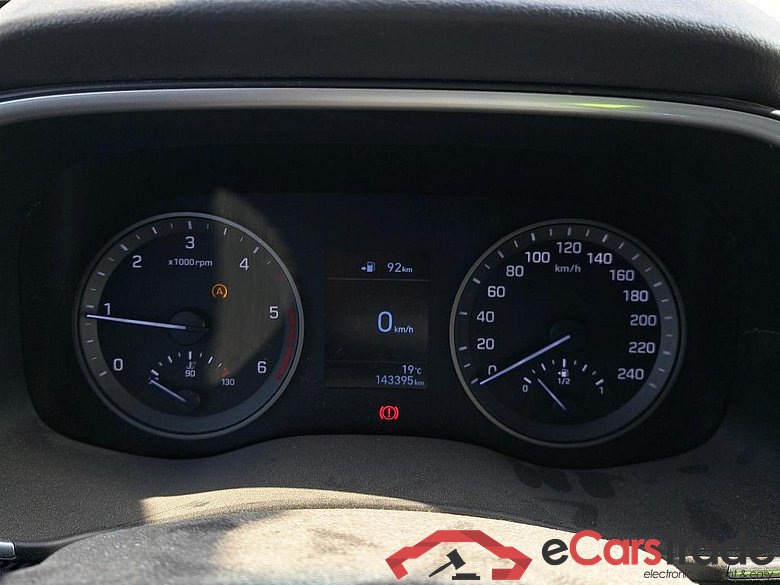 Hyundai 1.6 CRDI 85kW (116CV) 48V SLE 4X2(SP)(SL) HYUNDAI Tucson / 2018 / 5P / todoterreno 1.6 CRDI 85kW (116CV) 48V SLE 4X2(SP)(SL) #4