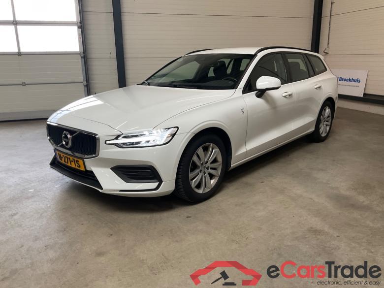 VOLVO V60 2.0 B3 Mom. Adv. #1