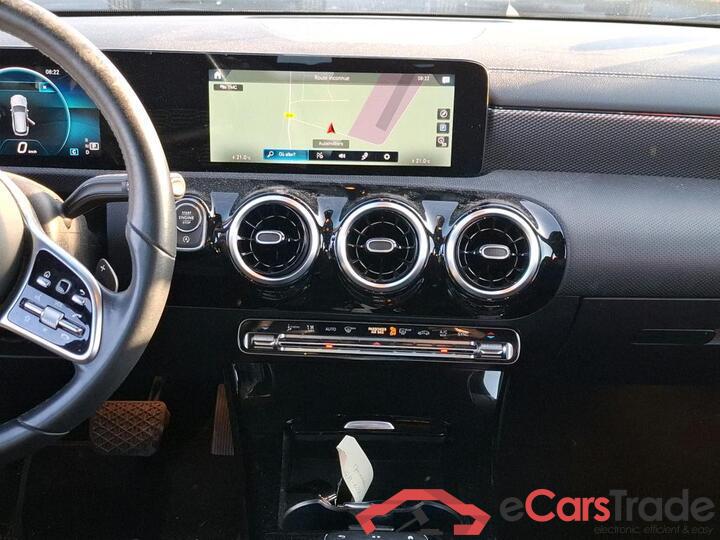 Mercedes CLA 200d SB Aut. LED-Xenon Widescreen Navi 1/2 Sport-Leather KeylessGo Camera Klima PDC ... #6