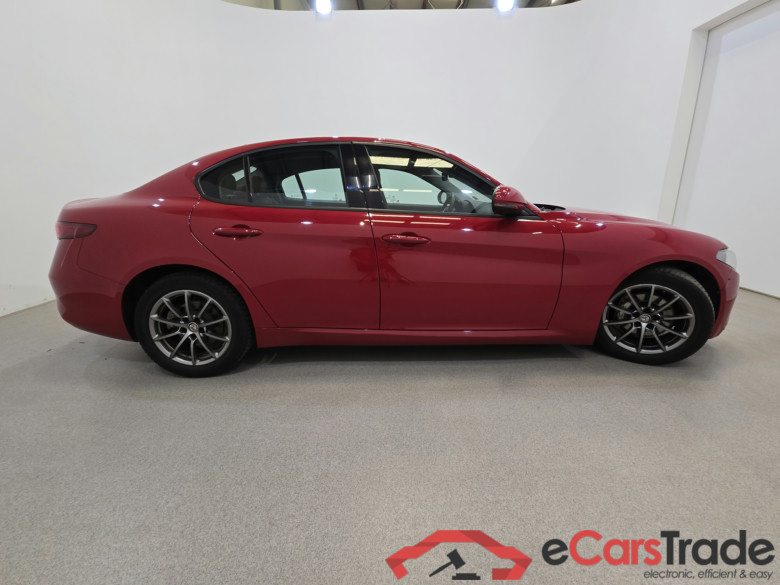 Alfa Romeo Giulia 2.2d Super Navi Leather KeylessGo Klima PDC ... #5
