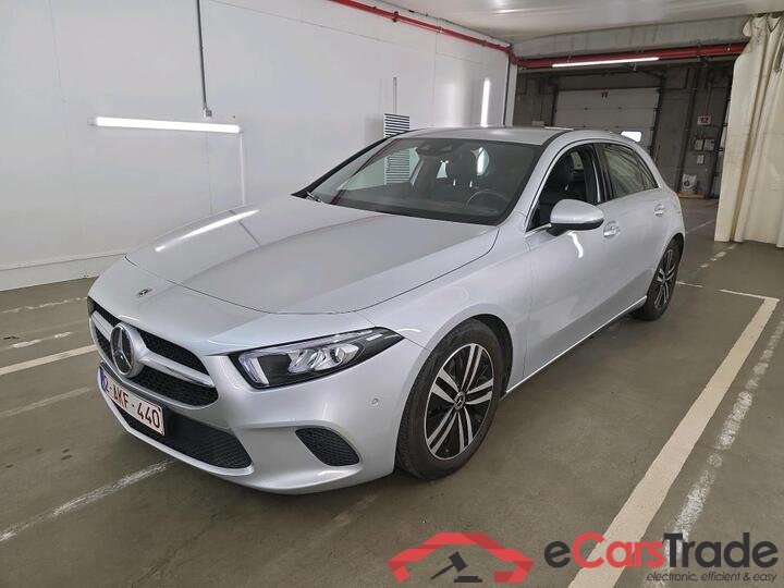 Mercedes A-Klasse A-Klasse A 180 Business Solution 100kW/136pk  5D/P Auto-7 #1