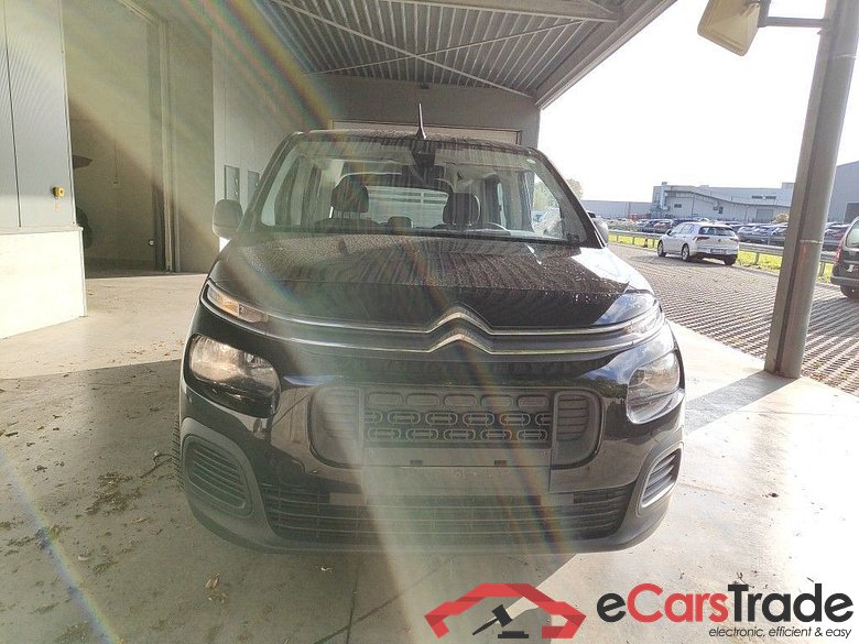 Citroën Berlingo Multispace 1.2 PureTech 110 MAN6 S&S Live M 5d