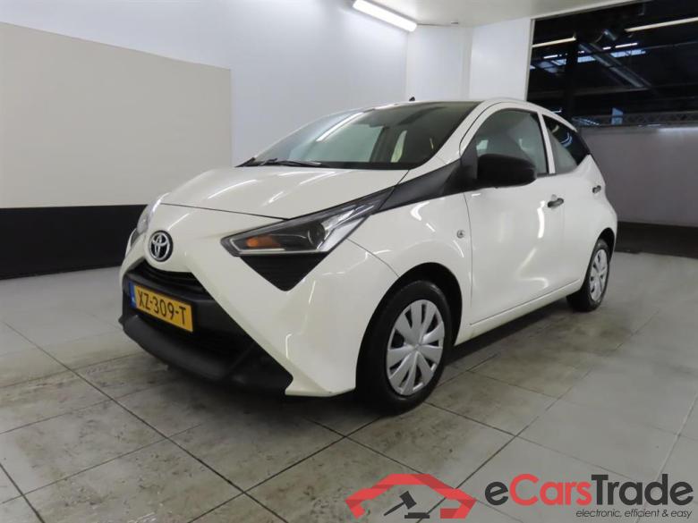TOYOTA Aygo 1.0 VVT-i x-fun