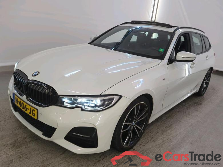 BMW 3 Serie T '18 BMW 3 Serie Touring 330iA 5d