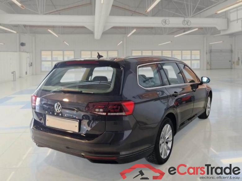 Volkswagen 8 VOLKSWAGEN PASSAT / 2019 / 5P / STATION WAGON VAR. 2.0TDI SCR EVO 110KW BUSIN. BMT DSG #2