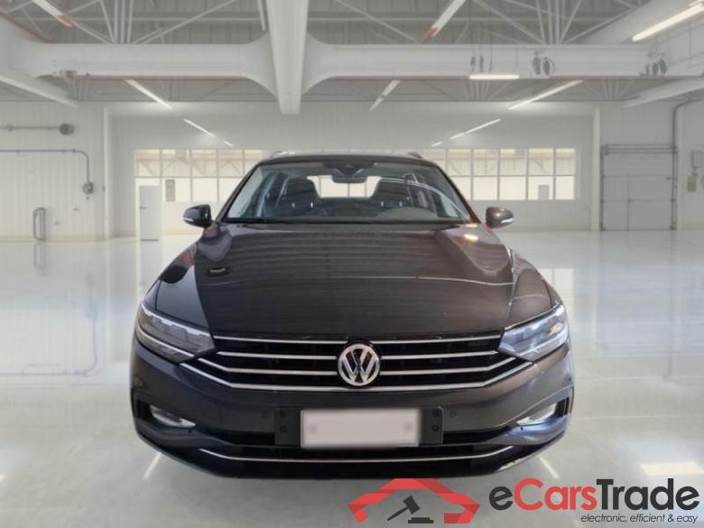 Volkswagen 8 VOLKSWAGEN PASSAT / 2019 / 5P / STATION WAGON VAR. 2.0TDI SCR EVO 110KW BUSIN. BMT DSG #6