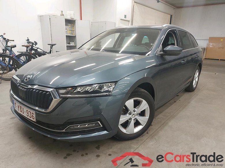 SKODA - SKO OCTAVIA COMBI TSI 150PK Ambition Pack Launch & Sleep & Trailer Hook * PETROL *