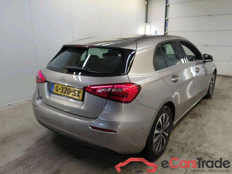 MERCEDES-BENZ A-klasse 160 Business Sol. #2