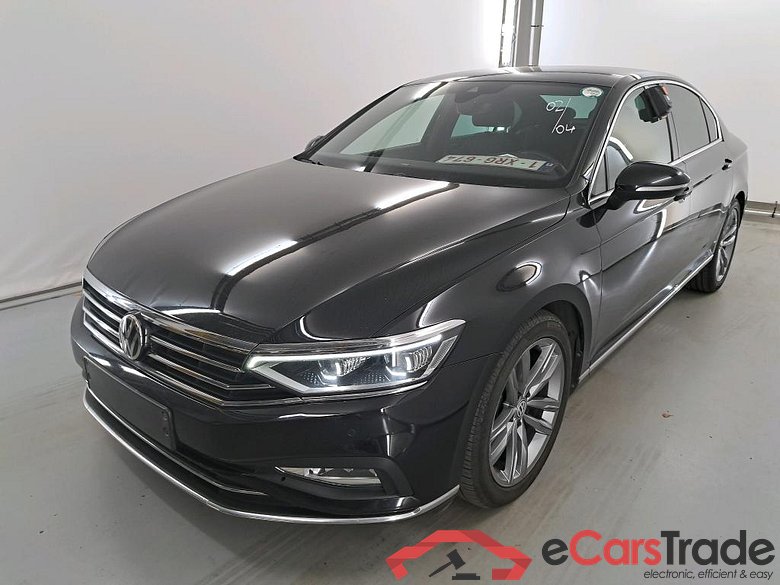 VOLKSWAGEN PASSAT DIESEL - 2019 1.6 TDi SCR Elegance Business DSG Sport R-Line #1
