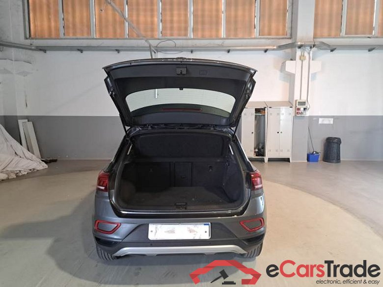 Volkswagen 1 VOLKSWAGEN T-ROC / 2021 / 5P / SUV 2.0 TDI SCR LIFE #5