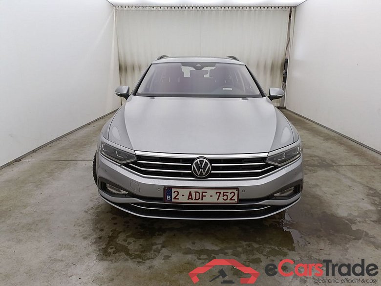 Volkswagen Passat Variant 2.0 TDI 90kW DSG Style Business 5d #1