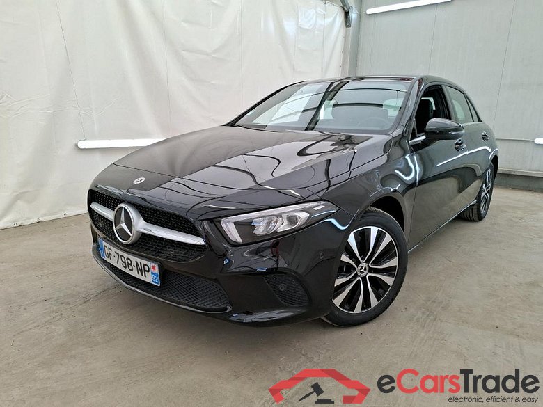 Mercedes A 250 e Business Line 8G-DCT MERCEDES-BENZ Classe A Compact / 2018 / 5P / Berline A 250 e Business Line 8G-DCT #1