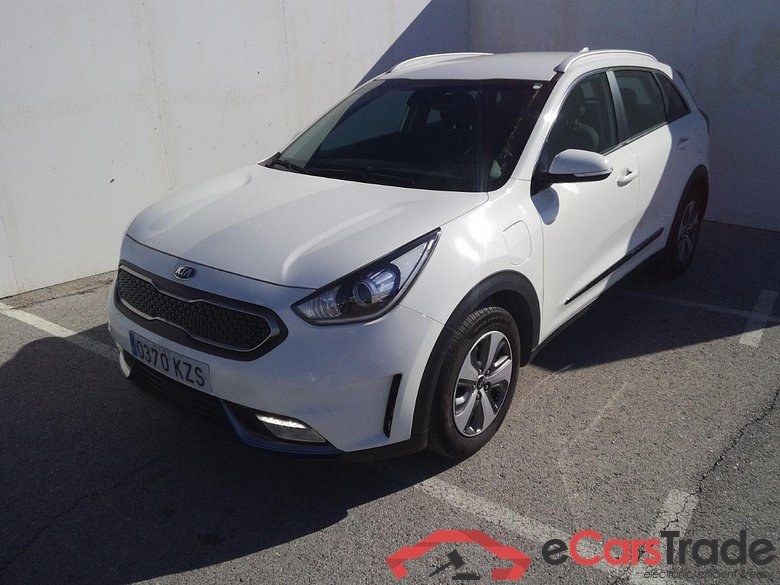 Kia 1.6 GDi Híbrido Enchufable 104kW Drive Niro Drive Plug-In Hybrid 1.6 105CV AT6 E6dT #1