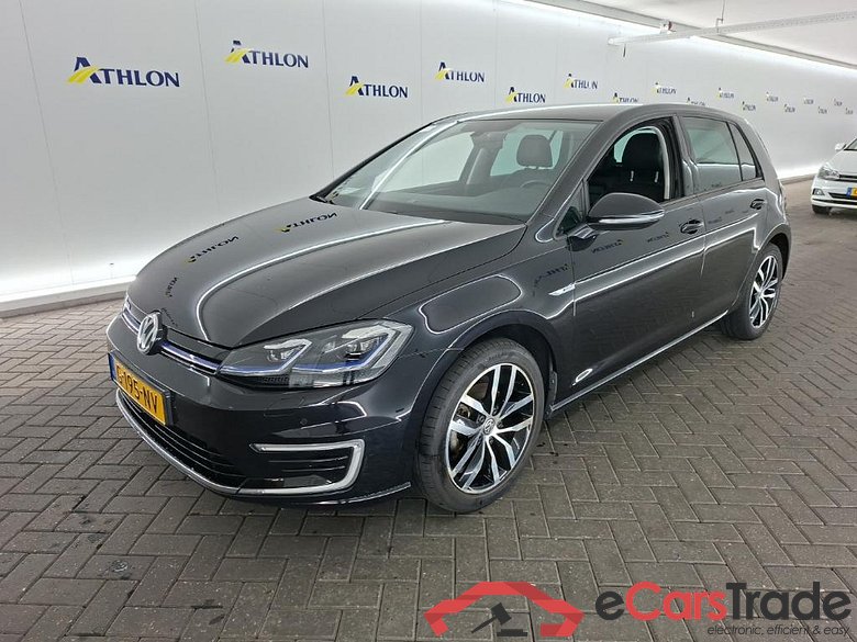 VOLKSWAGEN GOLF e-Golf auto 5D 100kW