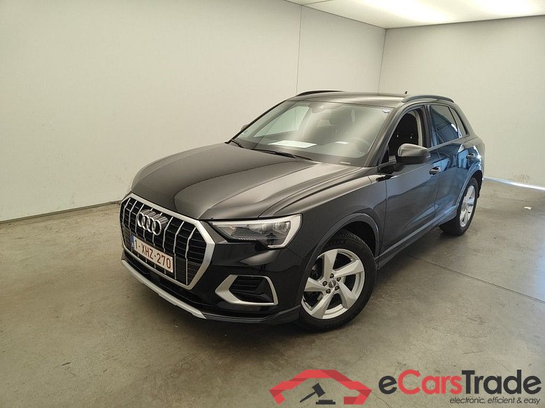 Audi Q3 35 TDI S tronic Advanced Business Editio 5d #4