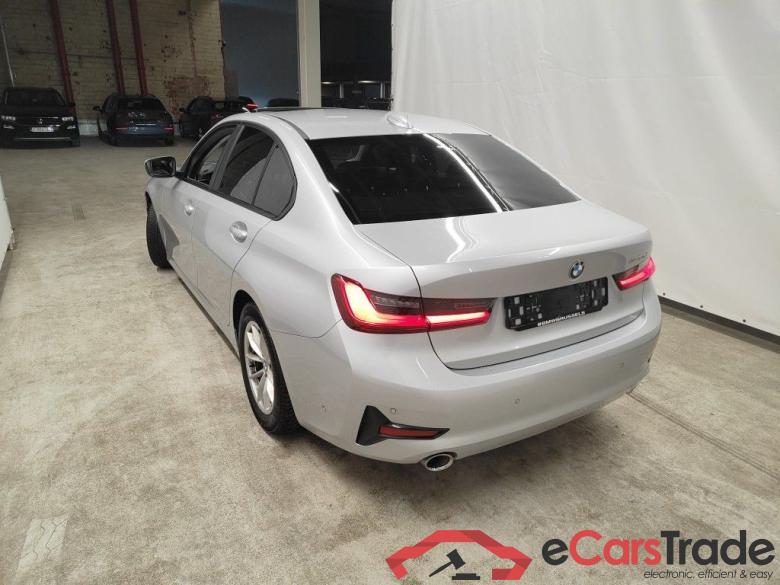 BMW 3 Reeks Berline 320dA (120 kW) 4d #3