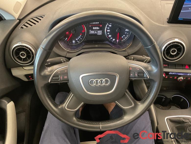 AUDI A3 Sportback Audi A3 Sportback Ambiente 1.6 TDI  81(110) kW(ch) 6 vitesses #4