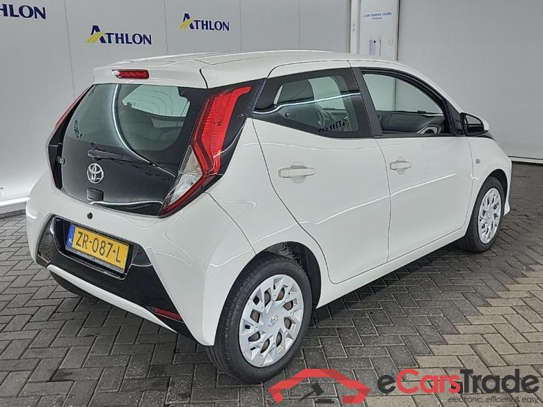 TOYOTA Aygo 1.0 VVT-i x-play limited 5D 53kW uitlopend #3