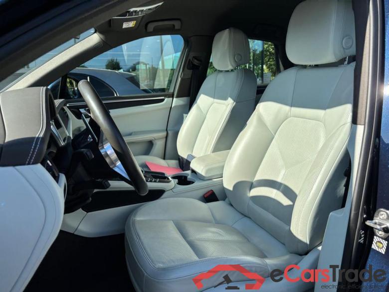 PORSCHE Macan Macan #5