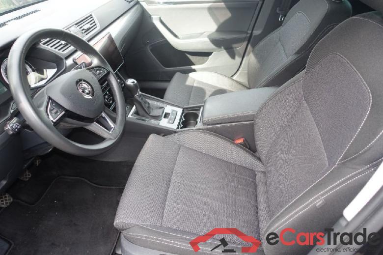 Skoda Superb Wagon ´15 SKODA Superb Combi 2.0 TDI Style 5d 110kW #4