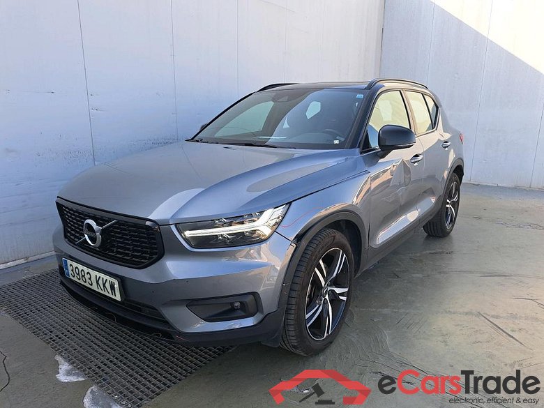 Volvo 2.0 T5 AWD R-Design Auto XC40 R Design AWD 2.0 T5 245CV AT8 E6dT #1